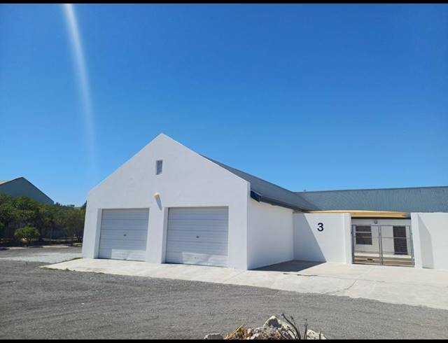 7 BEDROOM HOUSE FOR SALE IN LONG ACRES COUNTRY ESTATE